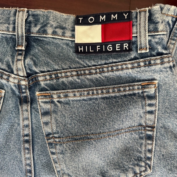 Tommy Hilfiger Women's Hi Rise Straight Leg Vintage Jeans. - Picture 14 of 15